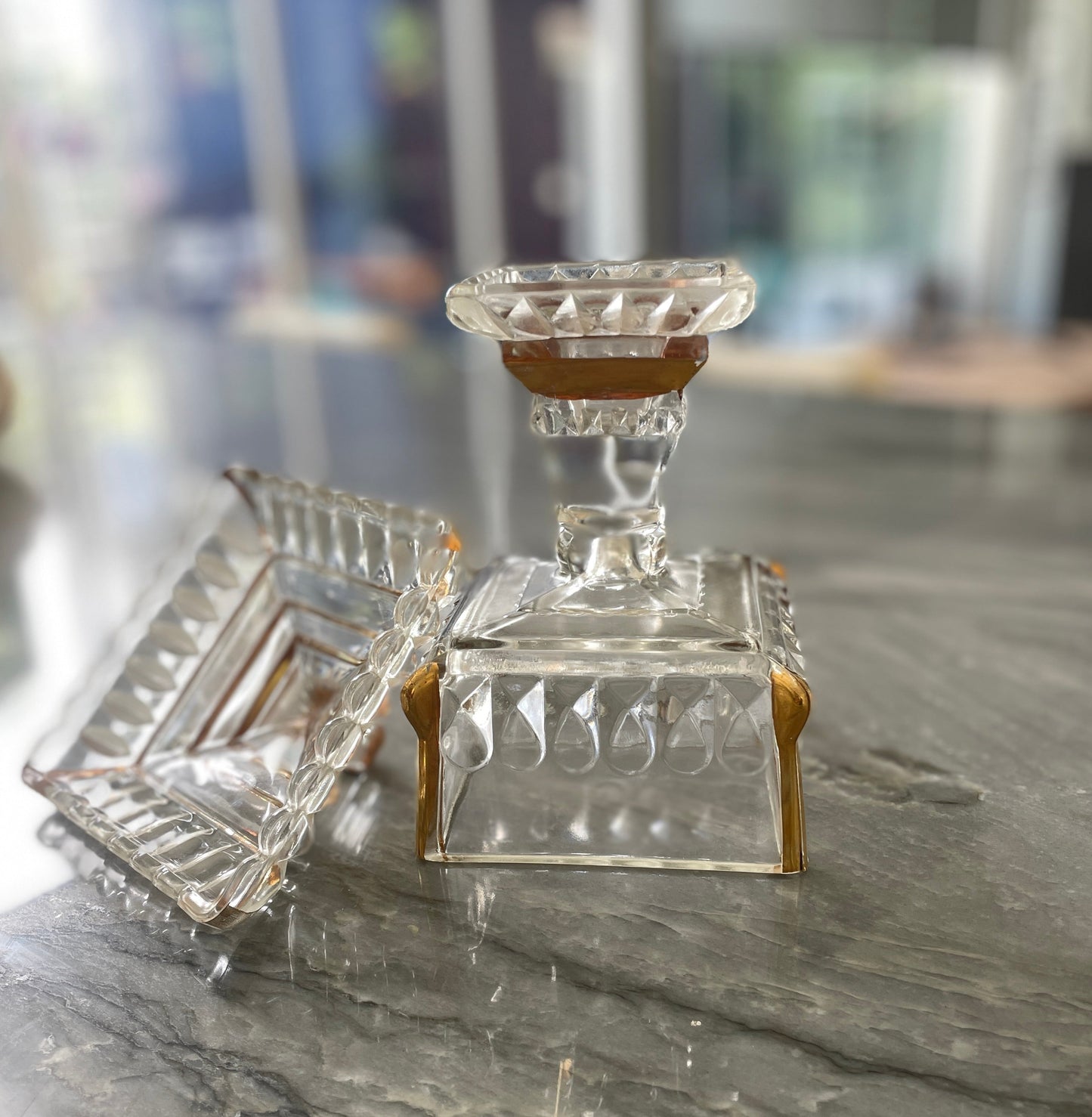 Vintage MCM Jeanette Glass Wedding Cake Box Comppote