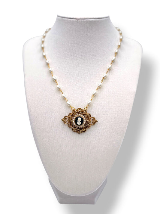 Vintage Cameo Brooch Necklace