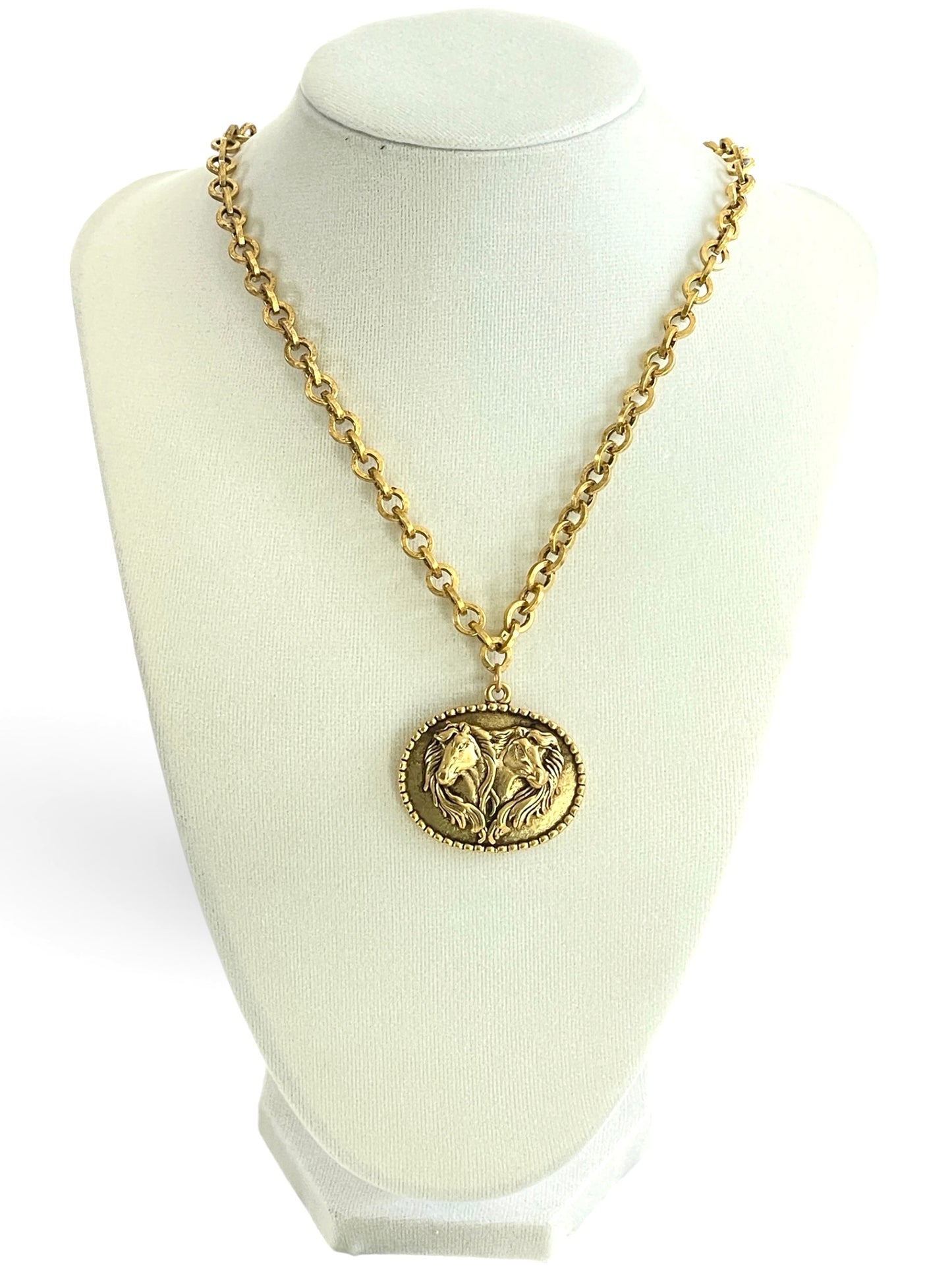 Double Horse Pendant Necklace
