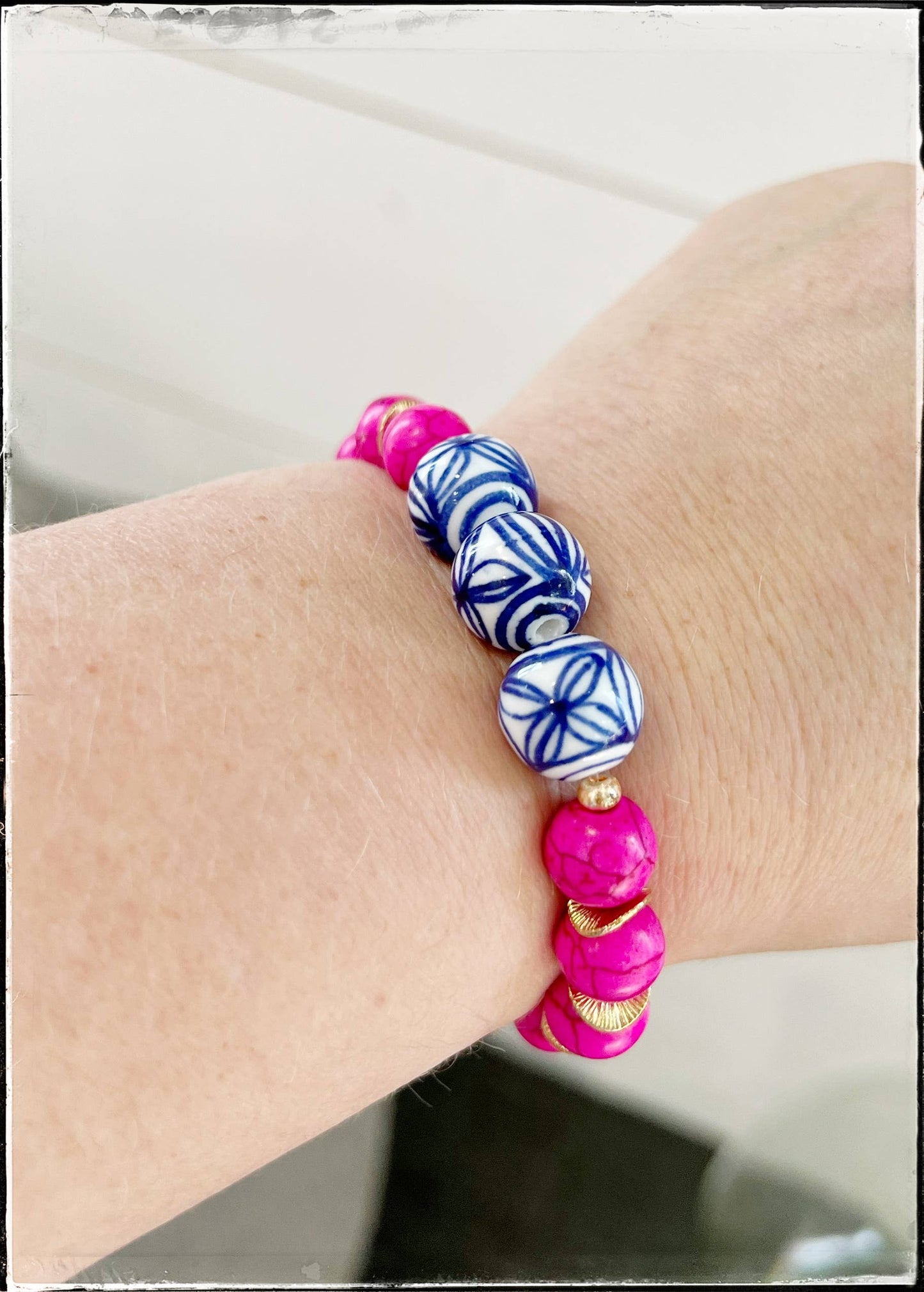 Pink Turquoise Gemstone & Chinoiserie Bead Stretch Bracelet