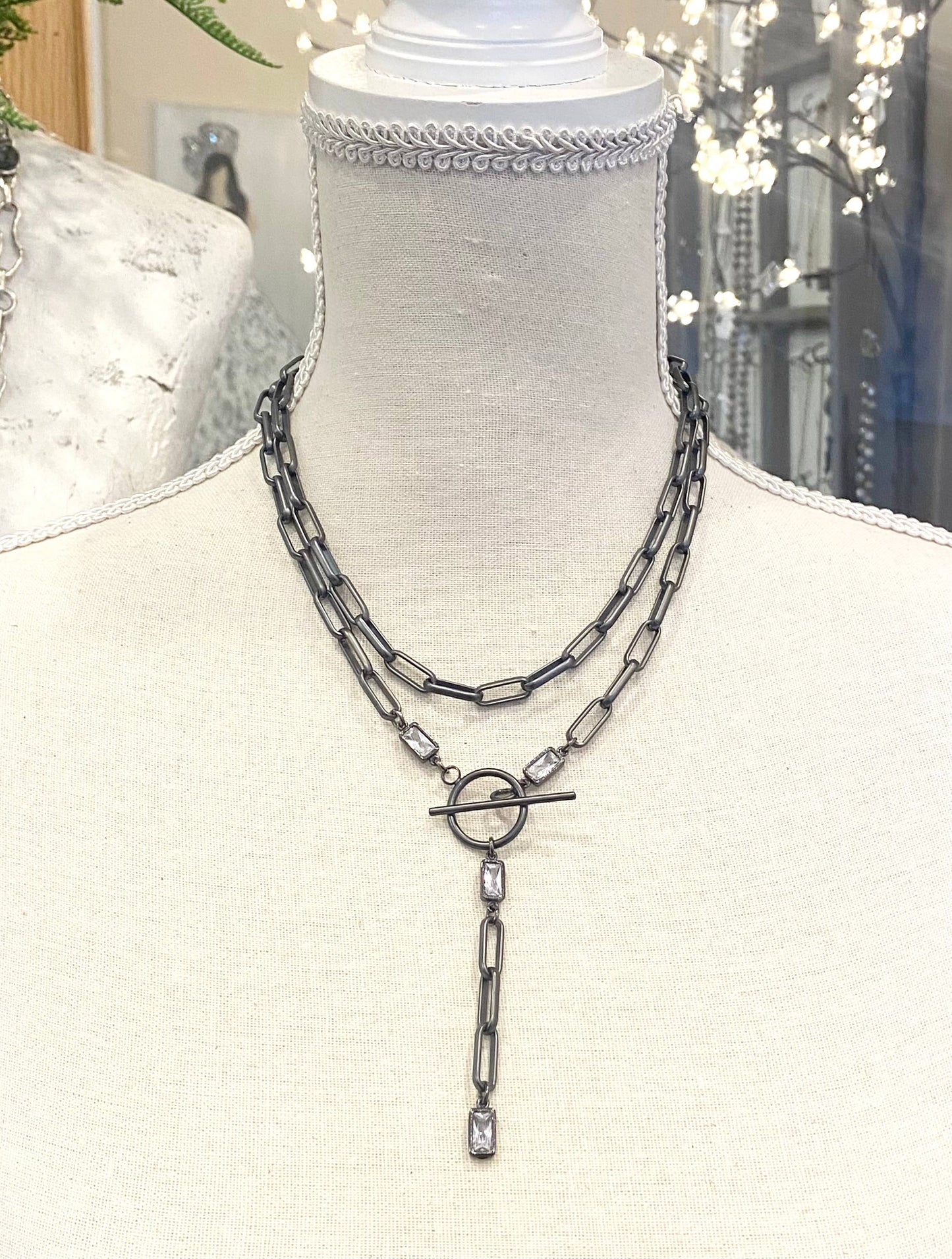 Paperclip wrap necklace: Matte gold