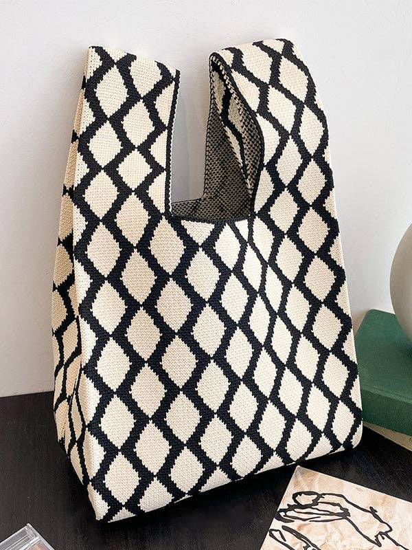 Rhombus Woven Handbag: BEIGE BLACK